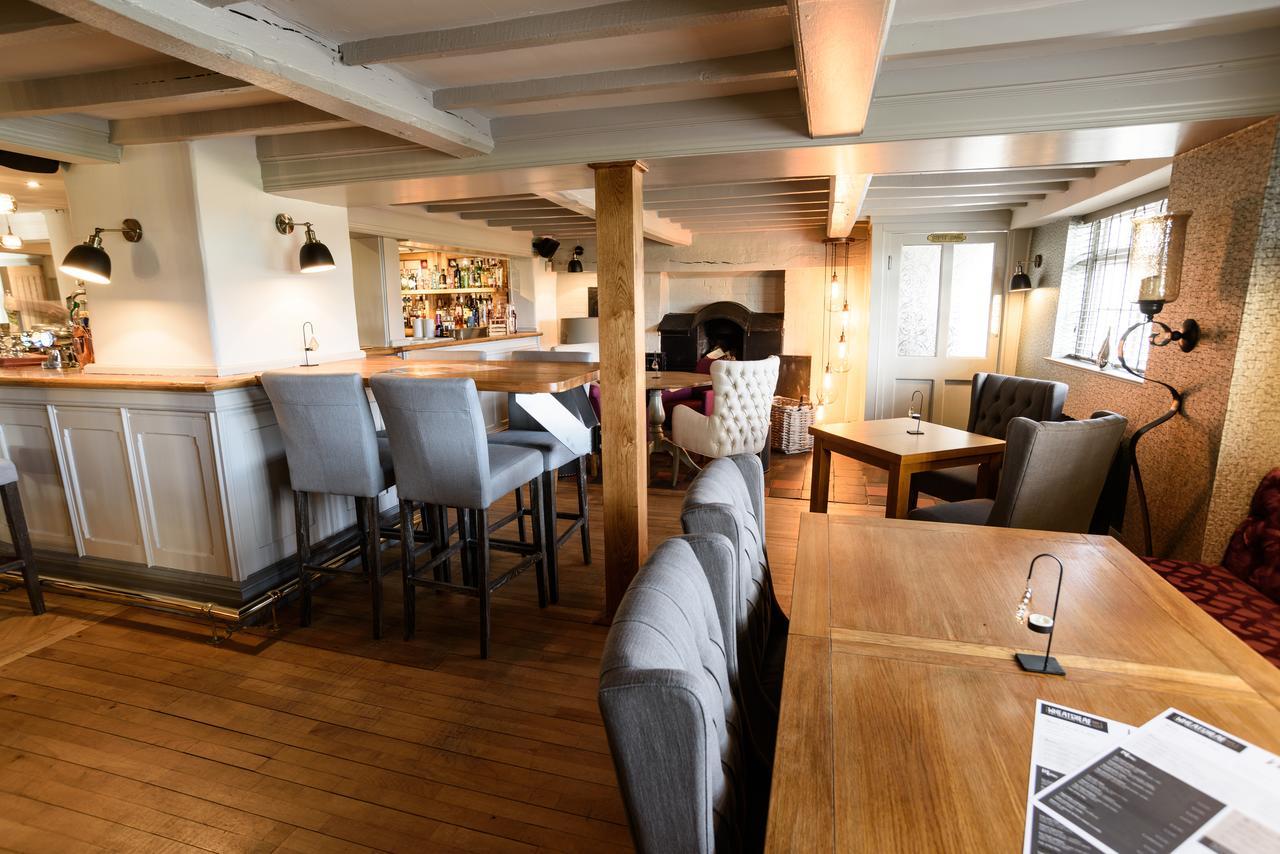 The Wheatsheaf Inn Onneley Экстерьер фото