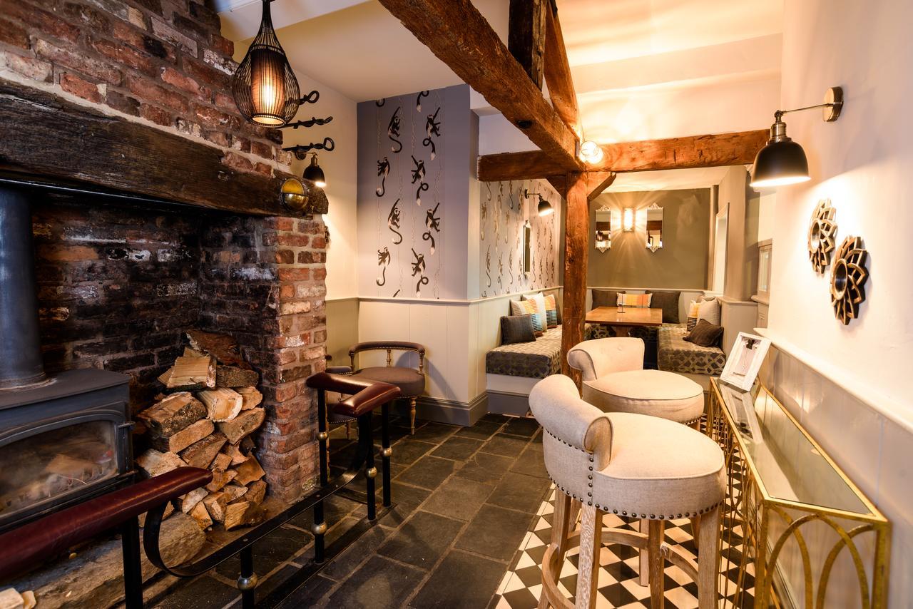The Wheatsheaf Inn Onneley Экстерьер фото